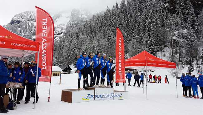 formazza sci podioUnder Up festeggia en plein