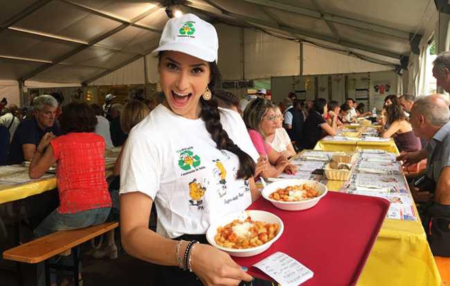 sagra patata gnocchi tavoli volontaria