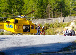 corta 700 elicottero soccorso montagna