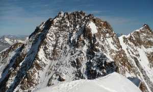 1024px Dufour dalla Zumstein