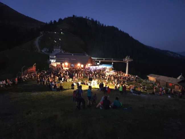 235613771 1650326748504840 5700415078656881275 n