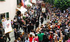 270 spazzacamini sfilata