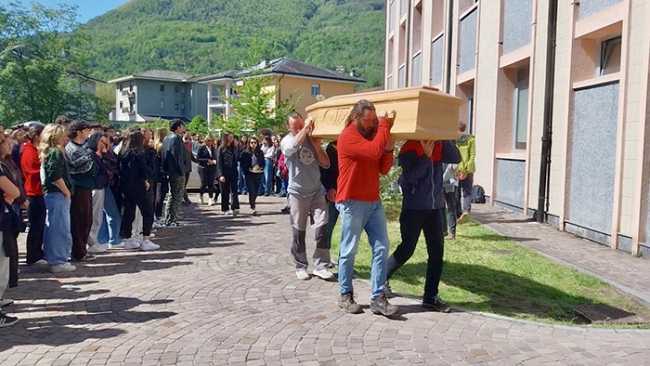 3435875882506235344 V2F 2024 05 03 11 06 16 395