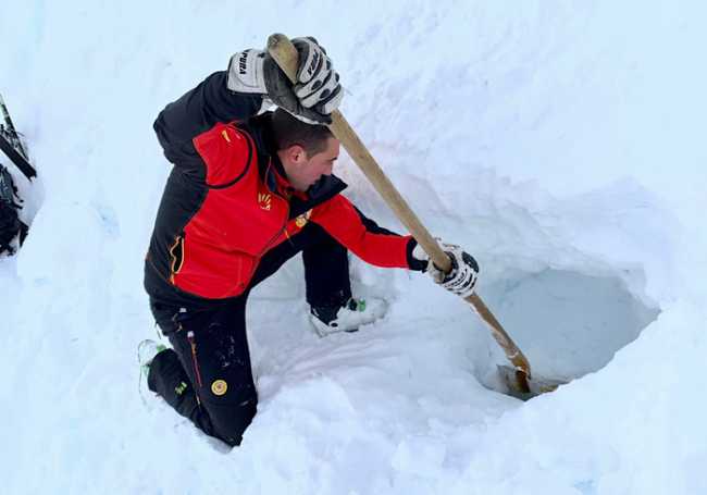 86BF09B2 A0BE 434E 8414 83066F62B52F