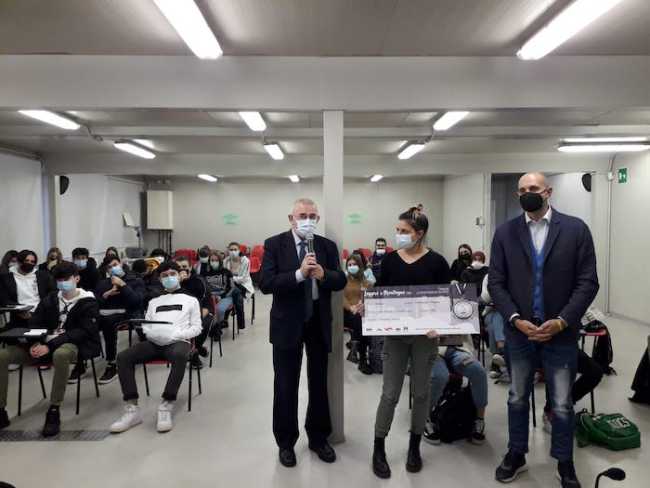 87865516 7be7 49f0 8bee e0fc6899a677