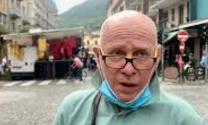 AF313942 7B8F 4533 8799 3A28B078BA5E