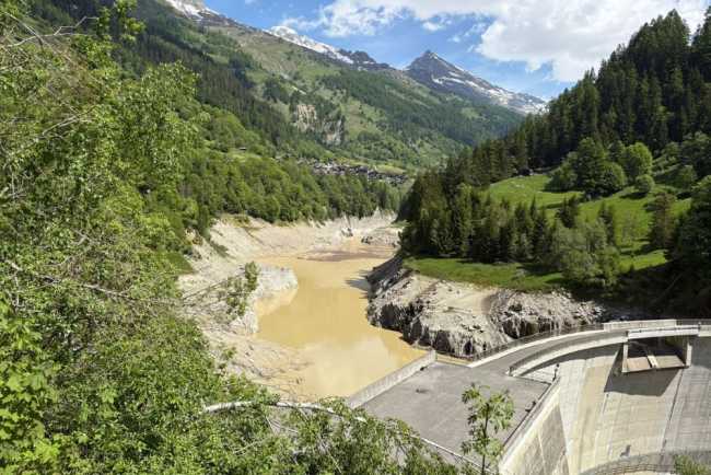 Blatten 02 06 Barrage