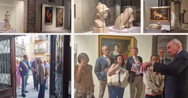 Collage Minimalista Femminile Beige Dettagli 1