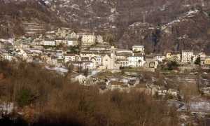 Crevoladossola Oira panorama