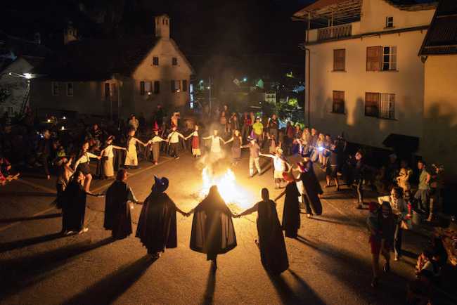 Croveo Streghe Antigorio 2023 2417 LR