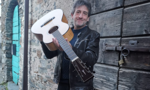 DARIO FORNARA CHITARRA