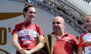 Francesca Barale con Ricccardo Barale zio e Direttore Sportivo sul podo alla Coppa di Sera