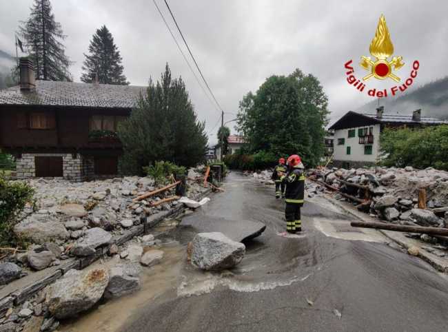 Immagine JPEG 4A49 A20A EA 1