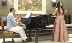 La soprano uzbeca Kamill Menlibekova