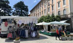 Mercato di domodossola piazza matteotti