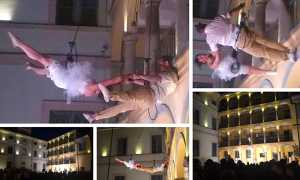 acrobati piazza notte muro domo giu 18 mix
