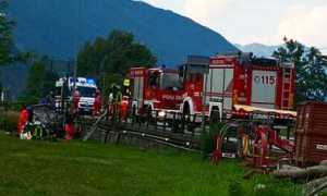 auto ribaltata piedimulera lug 17