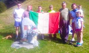 b cippo partigiano bandiera vigezzo