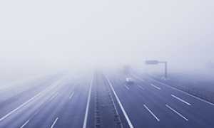 b nebbia autostrada