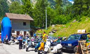 b raduno vespe montagna
