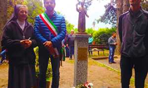 b statua don bosco villa