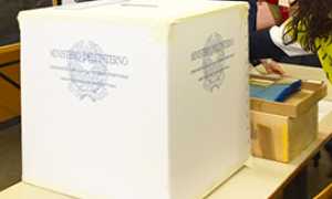 b urna elezioni generica