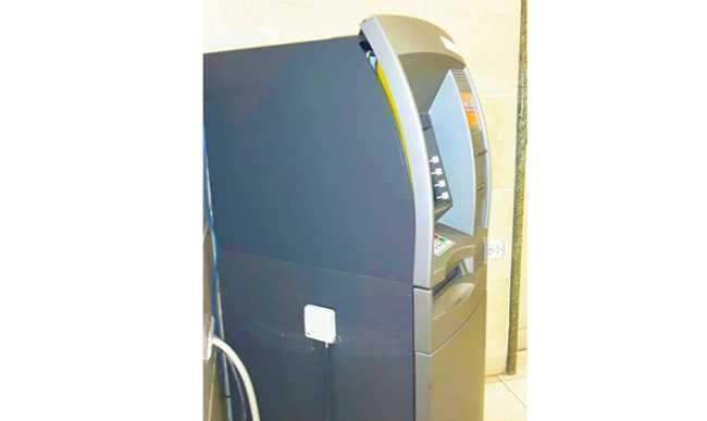 bancomat stazione forzato