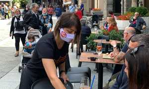 bar piazza mercato aperitivo mascherina 24