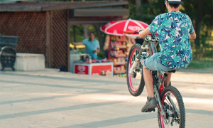 bicicletta impennata