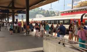 briga stazione binario treno