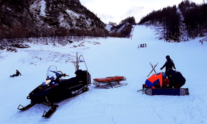 carabinieri neve motoslitta