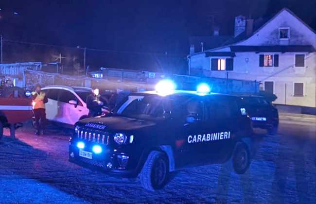 carabinieri notte jeep varzo