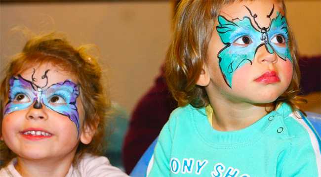 carnevale bambine mascehre colori