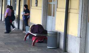 clochard stazione domo ago 19