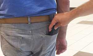 corta borseggiatore ladro furto