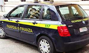 corta finanza auto stilo
