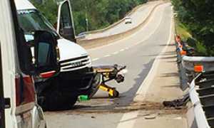 corta furgone incidente barella