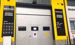 corta giudici negozio