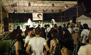 corta giugno insieme serata rock