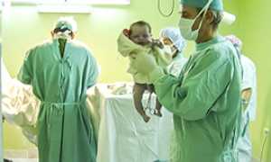 corta neonato ospedale parto