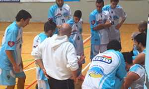 corta poli opposti cipir panchina