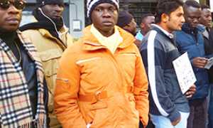 corta profughi immigrati rifugiati