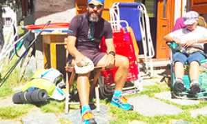 corta runner seduto menotti