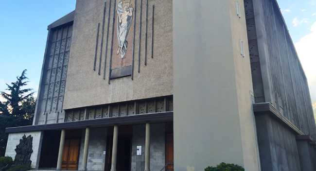 cristo risorto chiesa villa