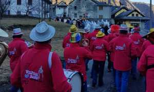 ea09a1f1 d100 4c93 b638 e79d6416aac6