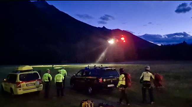 elicottero atterraggio notte soccorso