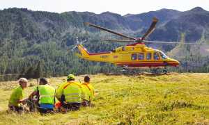 elicottero soccorritori terra atterraggio 17