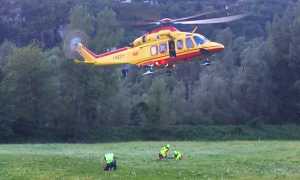elicottero soccors 118 atterraggio prato