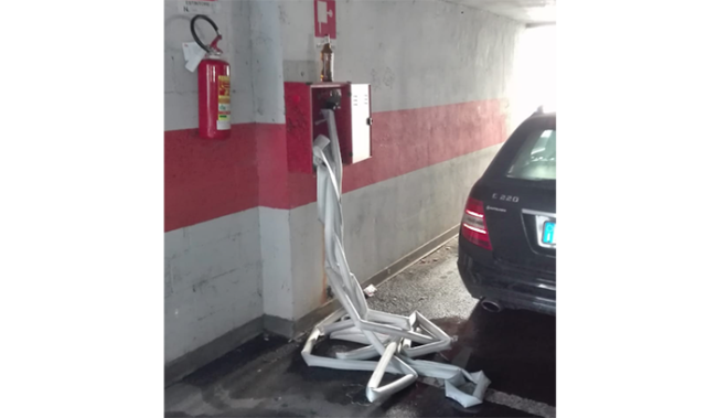 estintore aperto posteggio