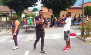 festa migranti profughi vogogna